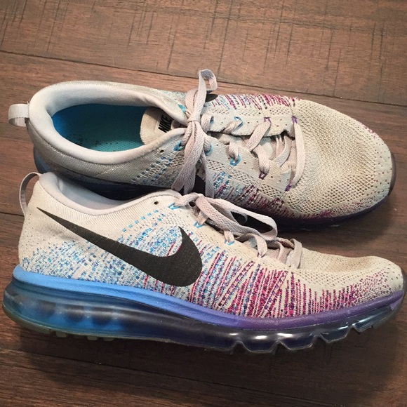 nike flyknit max grey